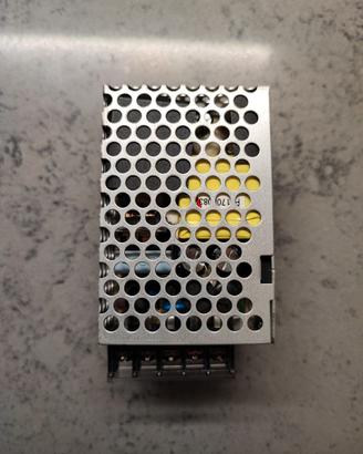 Alimentatore switching Meanwell 5V 5A