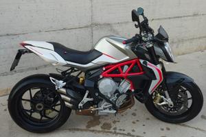 MV Agusta Brutale 800