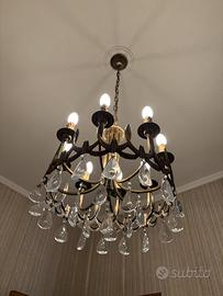 Lampadario a otto luci in ottone e vetro