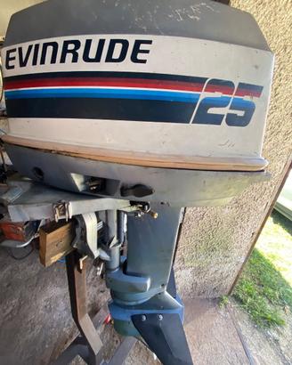 Fuoribordo Evinrude 521