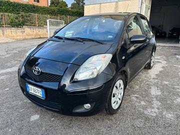 Toyota Yaris 1.4 D-4D 5 porte Sol