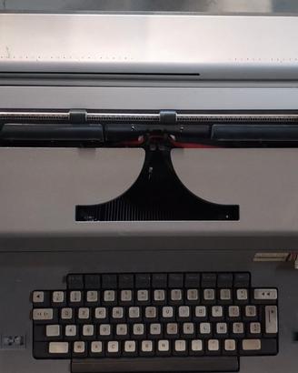 macchina da scrivere Olivetti editor 4