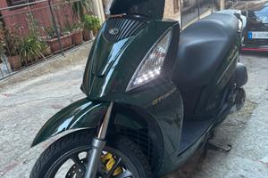 Kymco People 300 GTi