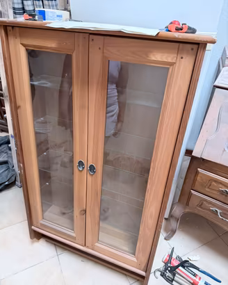 Vetrina in legno