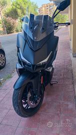 come nuovo maxiscooter Kymco xciting 400 vs del 