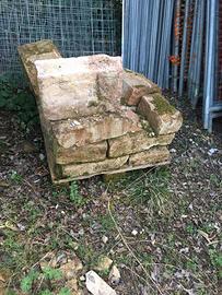 Mattoni di recupero pietra arenaria