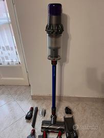 Aspirapolvere Dyson V11
