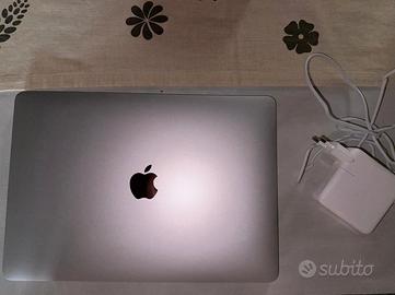 mac book pro m1 13" 2020