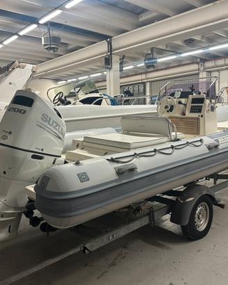 Gommone Joker Coaster 650 con Suzuky 200(2026)