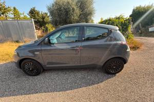 Lancia Ypsilon 1.2 GPL 