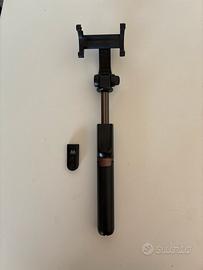 Selfie stick e treppiede Bluetooth per smartphone