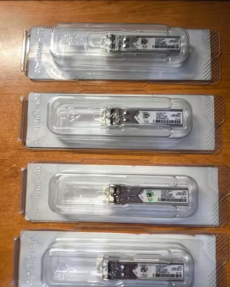 Quattro moduli Cisco GLC-GE-100FX