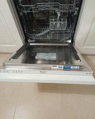 Lavastoviglie da incasso Hotpoint 