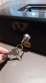 Cassetta di sicurezza portavalori YALE