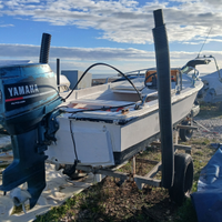 Lancia 4.20 metri + motore yamaha 25j + carrello