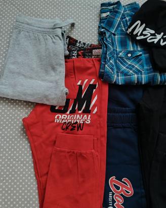 Lotto abbigliamento bimbo 10 anni 
