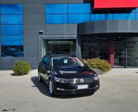 VOLKSWAGEN Passat Variant 1.6 TDI Business BlueM