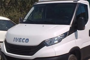 Iveco Daily 35C18 3.0 180CV Hi-Matic Centinato