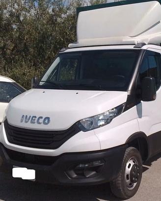 Iveco Daily 35C18 3.0 180CV Hi-Matic Centinato