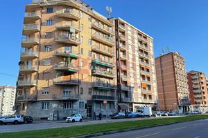 Appartamento Torino [RENI 215VRG] (Mirafiori nord