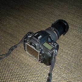 NIKON D 7000
