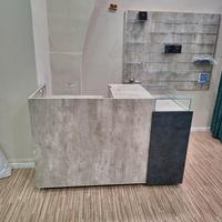 Arredo completo per negozio sportivo o boutique 