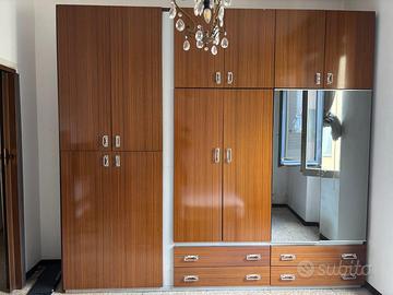 Camera da letto completa  piu mobile soggiorno