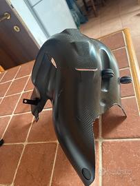 Copri scarico in carbonio ducati