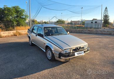 Alfa Romeo 75 3.0 V6 AMERICA 32.000 km ORIGINALI 