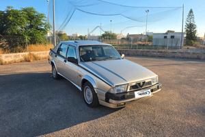 Alfa Romeo 75 3.0 V6 AMERICA 32.000 km ORIGINALI 