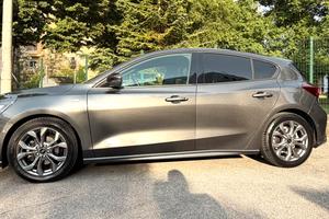Ford Focus ST-Line X  FULL OPTIONAL