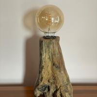 Lampada in legno di recupero