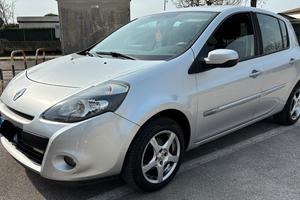 renault clio 1.2 16V GPL Dynamique
