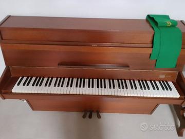 Pianoforte verticale
