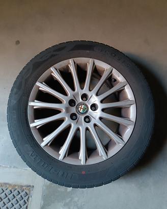 cerchi 147  pneumatici 205-55-16