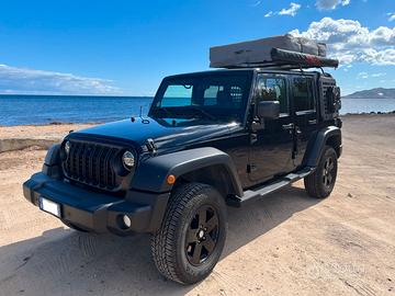 Jeep Wrangler JKU 2.8 CRD  2011 Sahara Camper