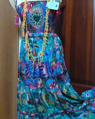 abito  BO-HO con accessori Antica sartoria 