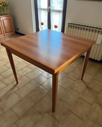 Tavolo allungabile