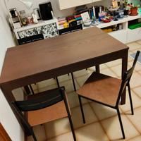 Tavolo e sedie Ikea ( praticamente nuovi)