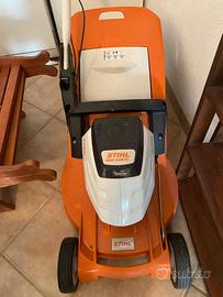 Rasaerba a batteria Stihl RMA 448 TC