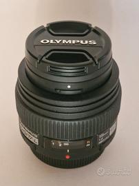 Obiettivo Olympus 50 mm. f1:2 MACRO