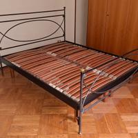 Letto matrimoniale in ferro battuto