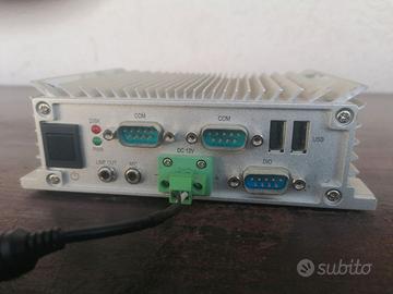 Computer embedded VIA AMOS 3001 scheda EPIA-P820