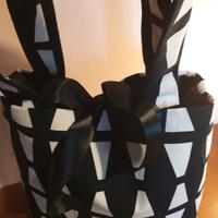 borsa elegante bianca e nera