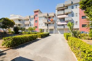 5 LOCALI A MANFREDONIA