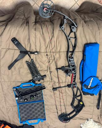 Arco compound Bowtech Reckoning 38” destro