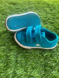 Scarpe ginnastica n.22