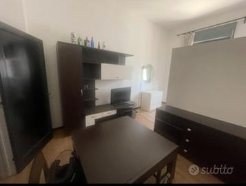 Brindisi centro bilocale arredato