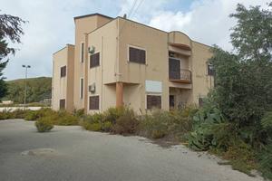 Immobile in asta di 517 m² a Ravanusa