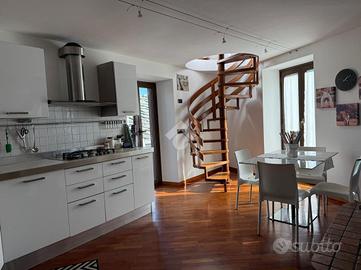 5 LOCALI A LANZO TORINESE